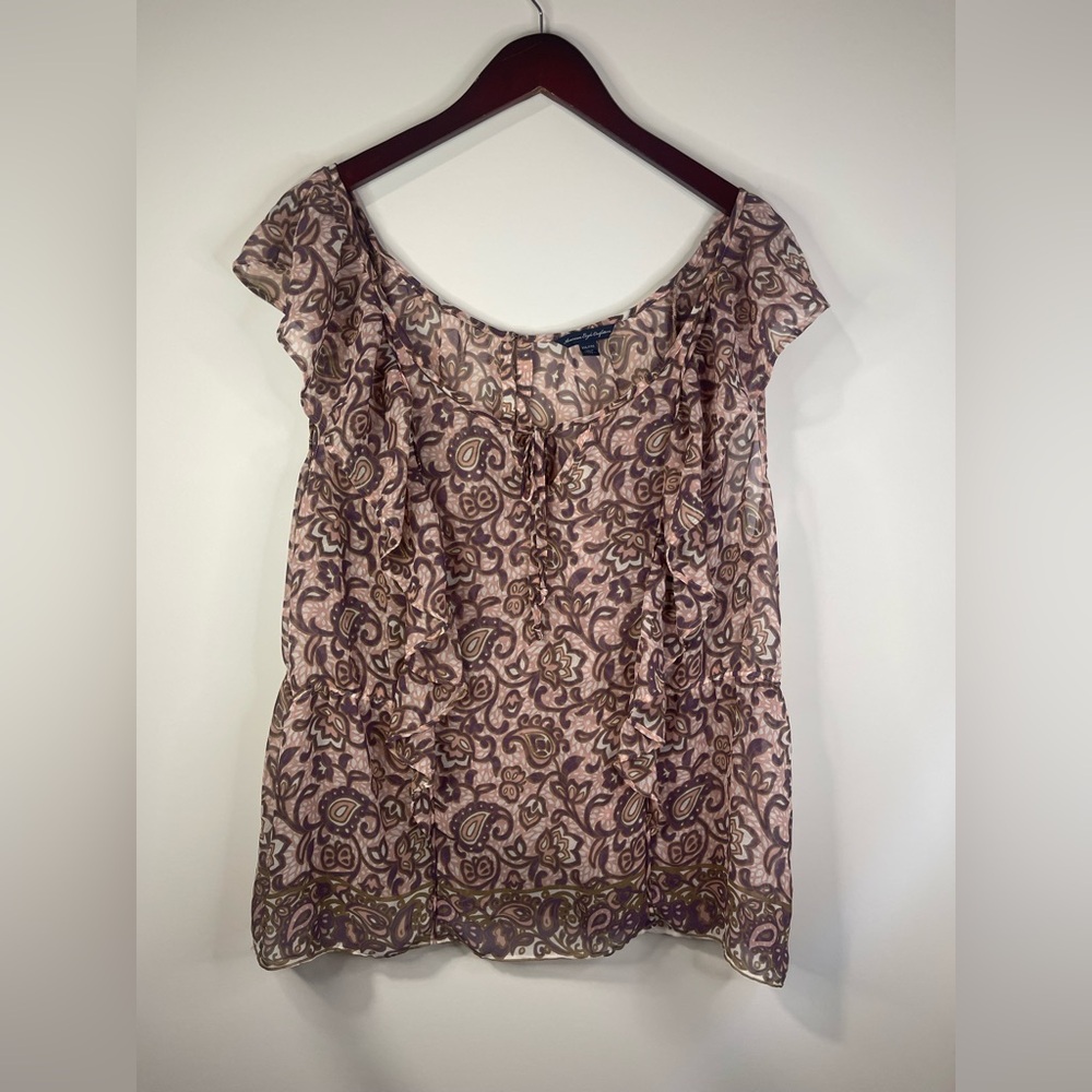 American eagle outfiters‎ short sleeve pattern blouse